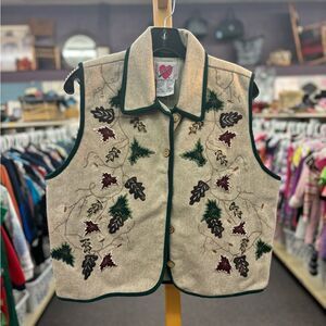 Keren Hart small Holiday wool blend vet